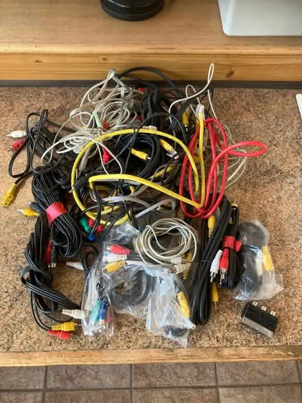 Photo of free AV and Ethernet cables (OX4 Temple Cowley Oxford) #1