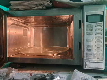 Photo of free Microwave Oven (Hayes UB3) #1