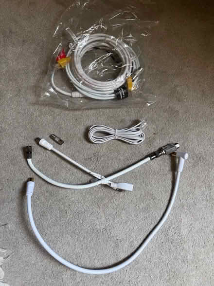 Photo of free Cables (Surbiton KT6) #1