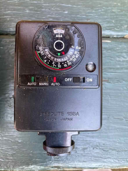 Photo of free old camera accessory 1 - light (Spring Hill, Somerville) #2
