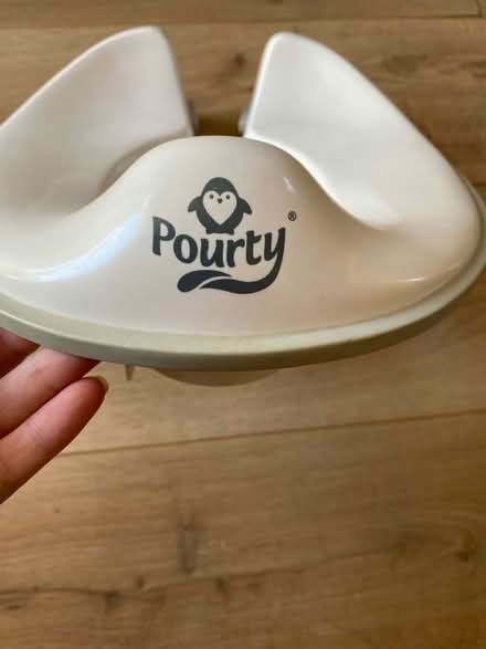 Photo of free Child toilet seat (Nottingham NG5) #2