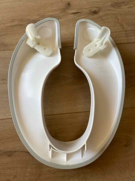 Photo of free Child toilet seat (Nottingham NG5) #3