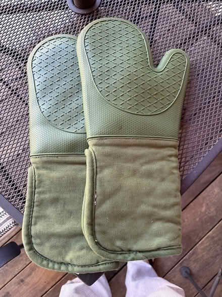 Photo of free Oven Mitts (Redwood City, Mt. Carmel) #1