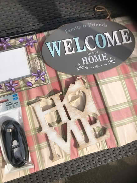 Photo of free Photo frame signs etc (Gracemount EH17) #4
