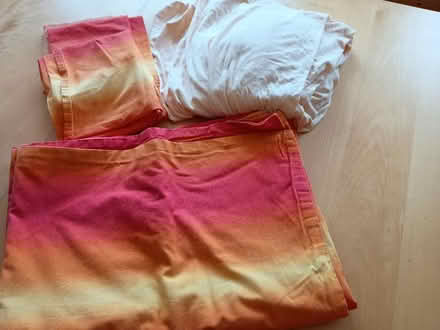 Photo of free Bedlinen set (Emerson Valley MK4) #1