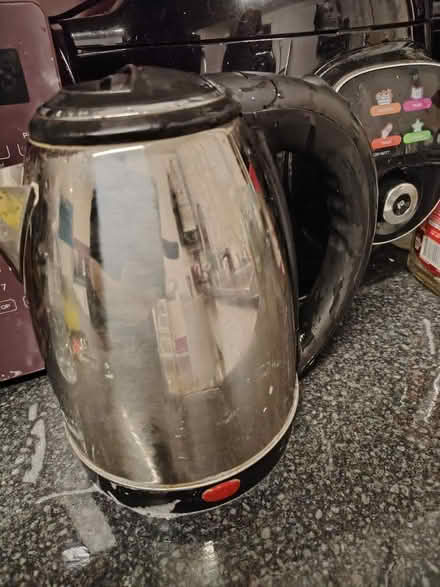 Photo of free Kettle works perfect (L17) #1