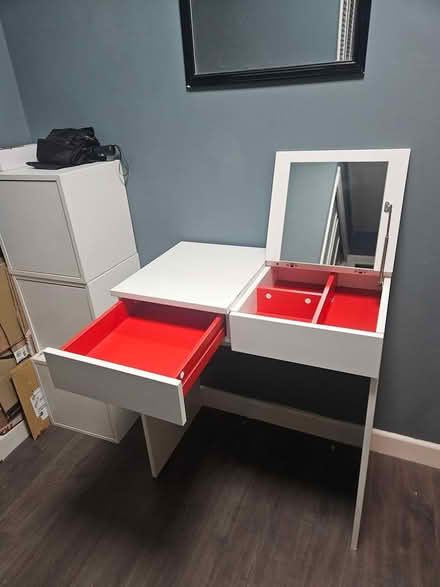 Photo of free IKEA BRIMNES dressing table (upper holloway N19) #1