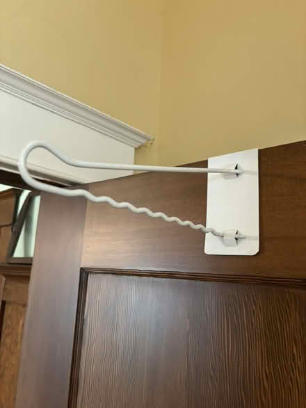 Photo of free over door clothes hanger (Redwood City, Mt. Carmel) #1