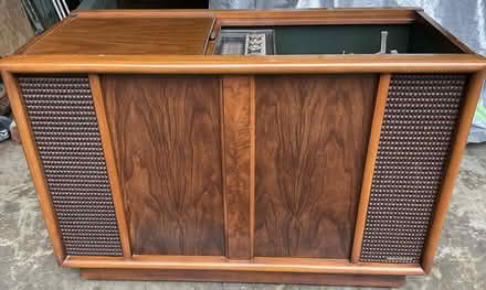 Photo of free Magnavox Record Player w Radio (North Bothell) #1