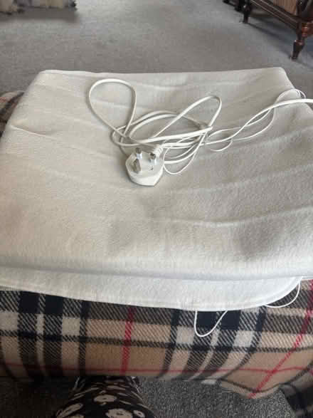 Photo of free Double / King size electric blanket (Eythorne CT15) #1