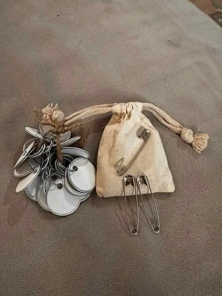 Photo of free Safety pin and label set (Palisades, NW, WDC) #1