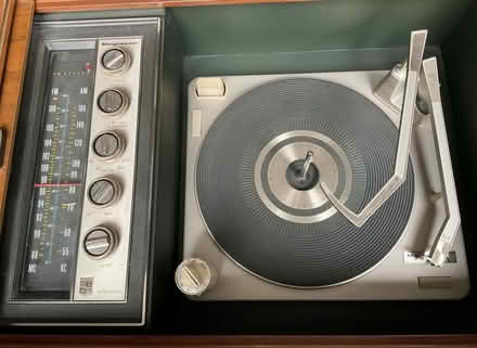 Photo of free Magnavox Record Player w Radio (North Bothell) #3