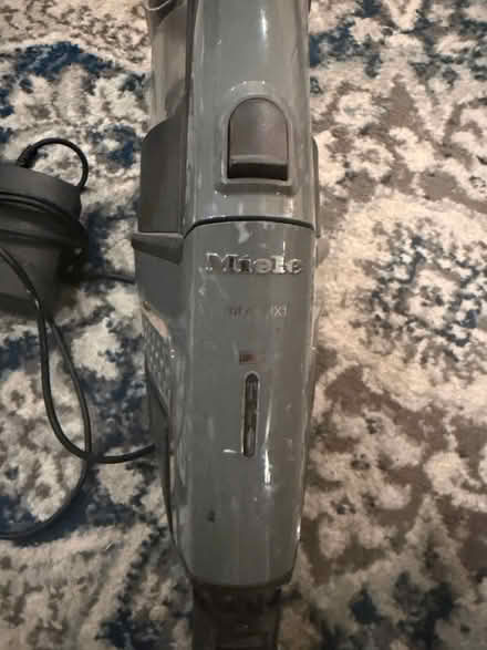 Photo of free Miele vacuum cleaner (Hamilton Heights) #3