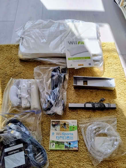 Photo of free WiiFit (Crookes S10) #1