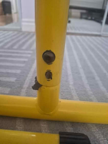 Photo of free Lebert dip bar stand for exercise (Mavis and Rathburn) #2
