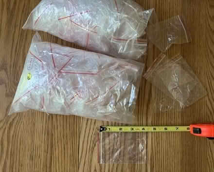 Photo of free many small ziploc style bags [20886] #1