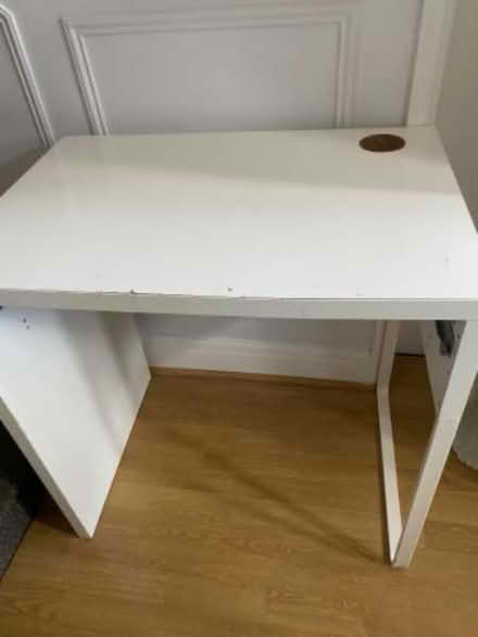 Photo of free ikea desk (Abbey Wood SE2) #2
