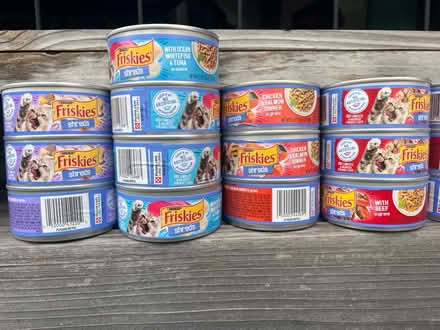 Photo of free Purina cat food (San Leandro) #1