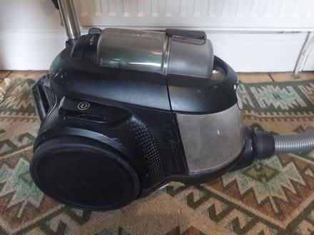 Photo of free AEG Hoover (Lochend EH6) #3