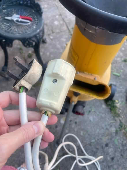 Photo of free Electric wood chipper (Blaby, LE8) #2