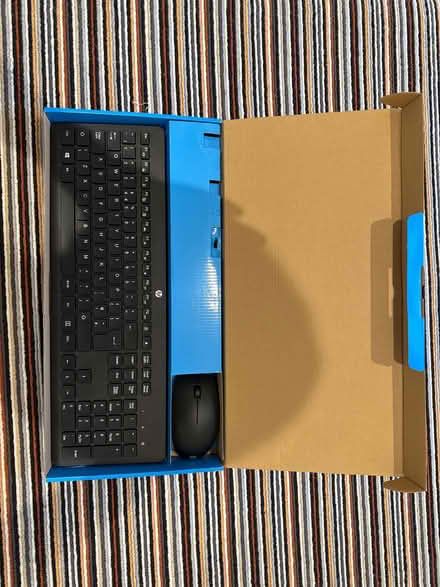 Photo of free Hp 230 wireless mouse and keyboard (Walstead RH16) #1