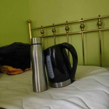 Photo of free Kettle and flask (Corstophine EH12) #1