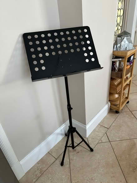 Photo of free Vgc music stand pr8 2hx. Will also be listed elsewhere (Southport PR8) #1