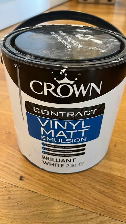 Photo of free Pure brilliant white paint (~2l) (Stepney E1) #1