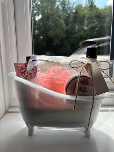 Photo of free Part used bath gift set (Hampton Peterborough PE7) #1