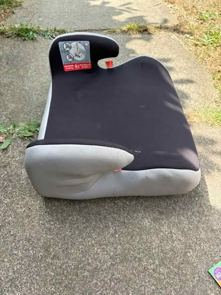 Photo of free Booster seat (Sevenoaks TN13) #2