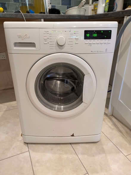 Photo of free Washing Machine (Summerlands LA8) #1
