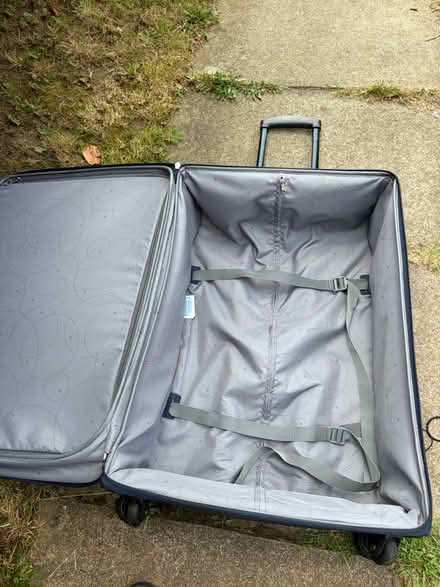 Photo of free Samsonite case (Sevenoaks TN13) #2