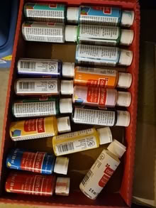 Photo of free Acrylic paints #1