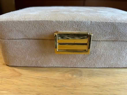 Photo of free Jewelry box (Near Ridgedale) #3