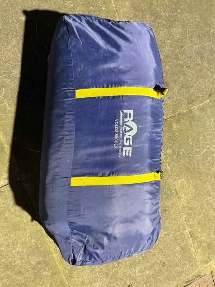 Photo of free 8 people tent (W6 7HA) #1
