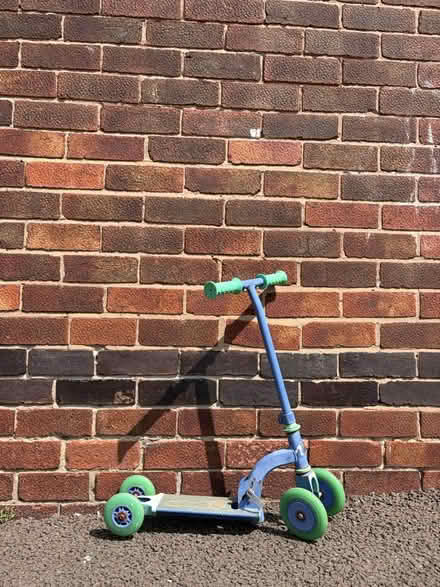 Photo of free Kids scooter (Manor castle, S2) #1