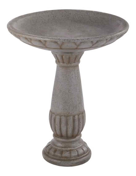 Photo of a bird bath any type (Golden Triangle) #1