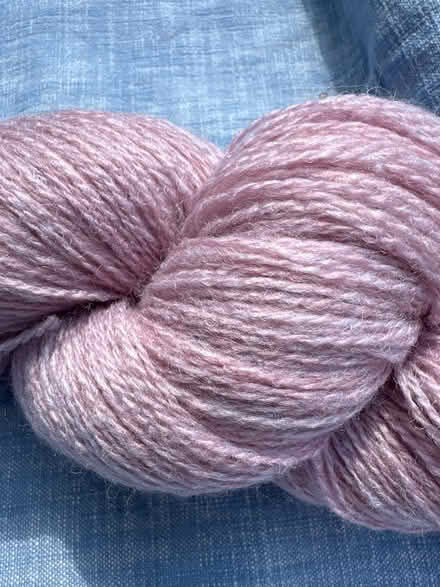 Photo of free 100g dusky pink yarn (Sanderstead CR2) #2
