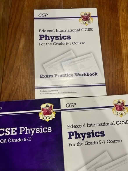Photo of free GCSE books (Heston) #3