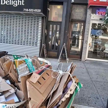 Photo of free Sidewalk treasure (88 Court Street, Brooklyn) #4