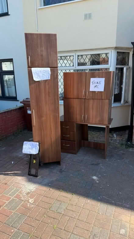 Photo of free wardrobes (Hounslow west TW4) #3