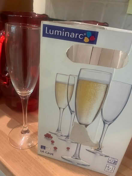Photo of free Champagne flutes (Sherwood NG5) #1