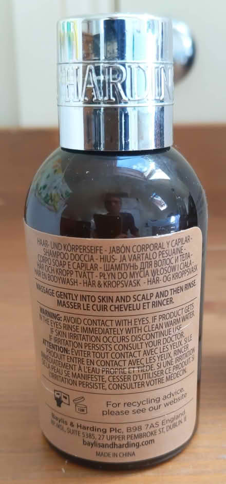 Photo of free Face/Body/Hair Wash + Facial Scrub (London SE7 - Charlton) #4