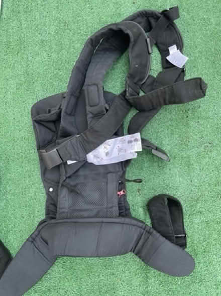 Photo of free BabyBjörn baby carrier, mobile seat (Livingston) #4