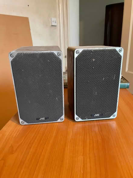 Photo of free Mini speakers (Wood Green N22) #1