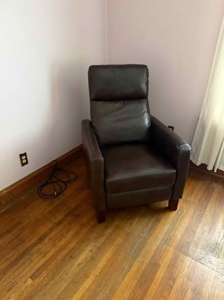 Photo of free Leather loveseat and recliner (West Elmira) #3